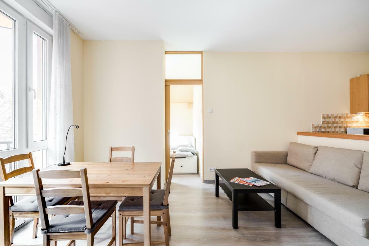 Bpr Vivid Downtown Vibe With Balcony Appartement Boedapest Buitenkant foto